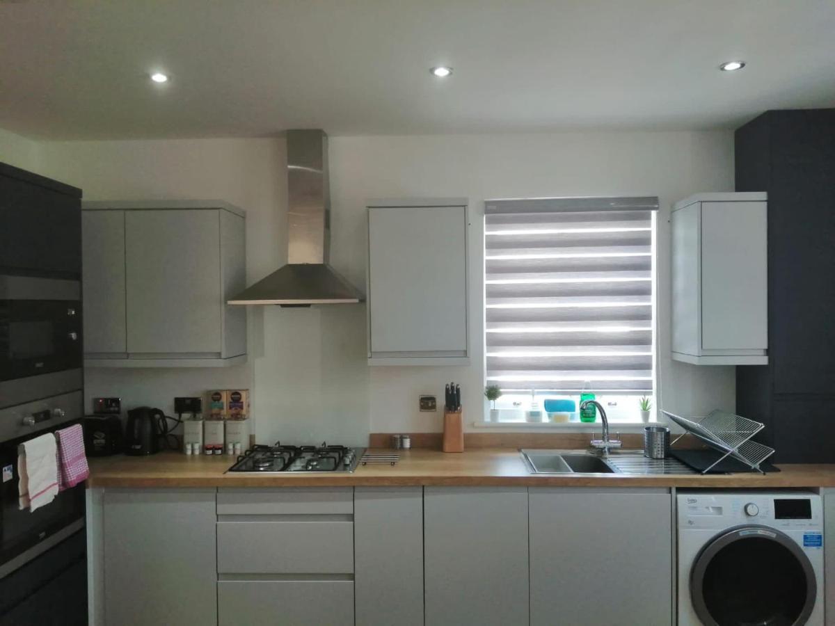 Apartment No 8 - Stay In Style In The Heart Of The Cathedral City. Truro Kültér fotó