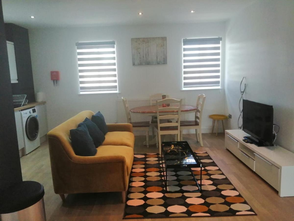 Apartment No 8 - Stay In Style In The Heart Of The Cathedral City. Truro Kültér fotó